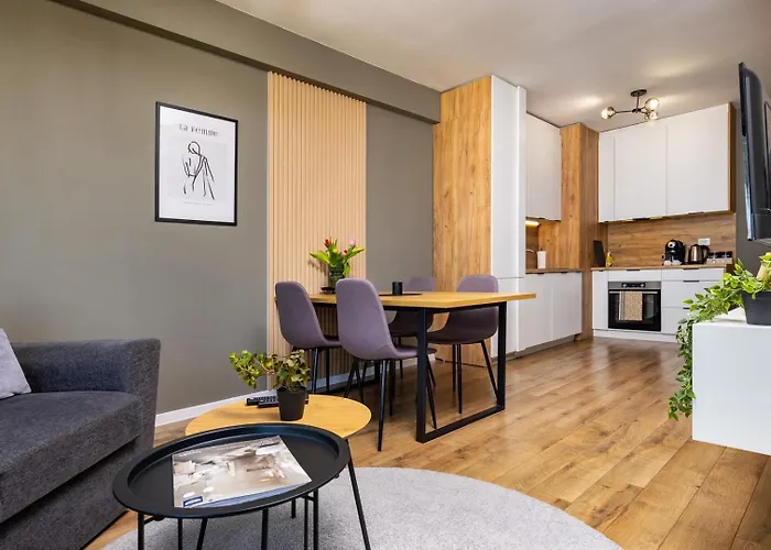 Modern 2br In Westpoint Close To Medical Uni 普罗夫迪夫