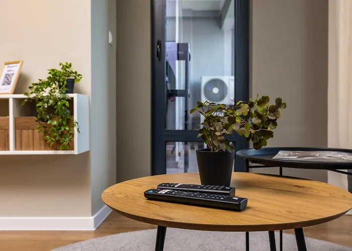 Modern 2br In Westpoint Close To Medical Uni * 普罗夫迪夫