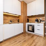 Modern 2br In Westpoint Close To Medical Uni * Plovdiv