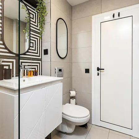 Апартамент Modern 2br In Westpoint Close To Medical Uni Пловдив